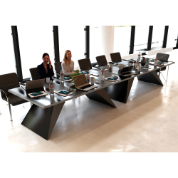 Stół konferencyjny