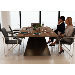 Stół konferencyjny