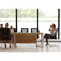 Stół konferencyjny