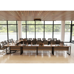 Stół konferencyjny na 36 osób
